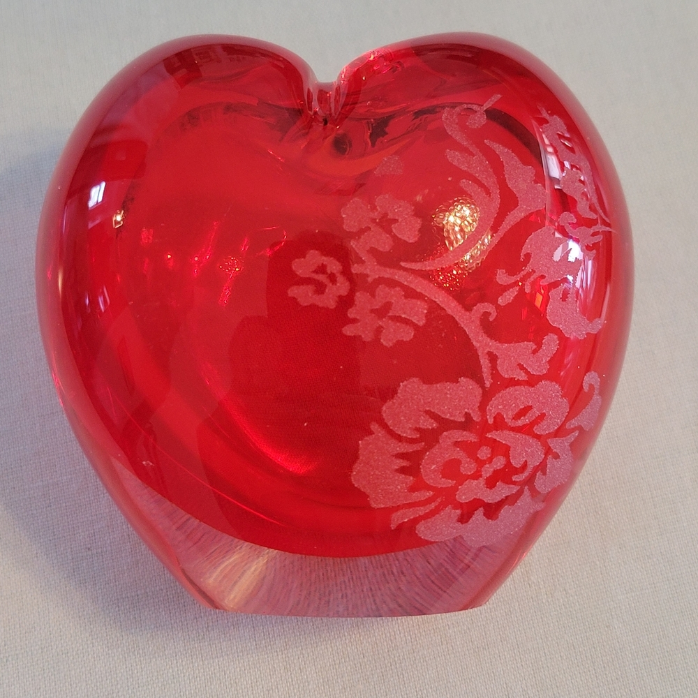 Elegant Red Heart-Shaped Glass Art Piece